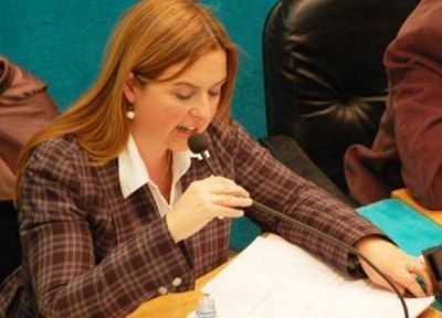 Odarda calific� de correcta la pol�tica petrolera de Weretilneck, pero pidi� que la Secretar�a de Hidrocarburos tenga su sede en Catriel
