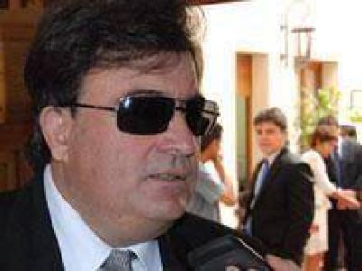 Pesatti: A la oposici�n �le conviene que nuestro pueblo olvide pronto"