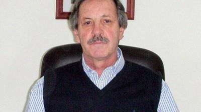 Santa Cruz tambi�n intim� a YPF para que cumpla con sus obligaciones de inversi�n