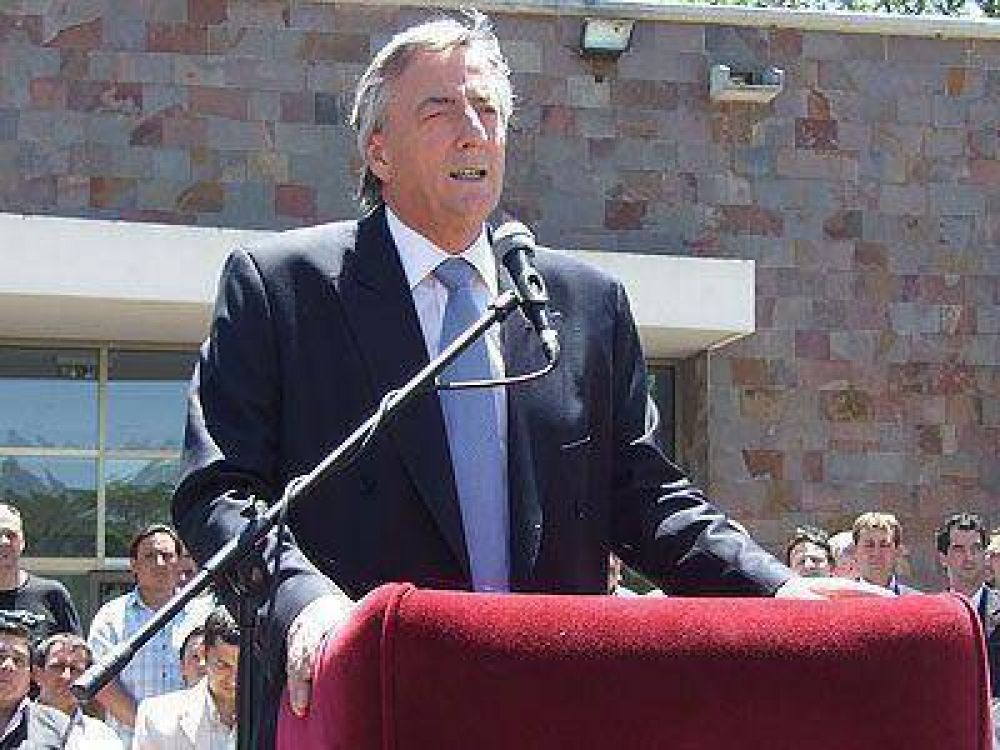 Kirchner encabezar� un plenario en Adrogu�.