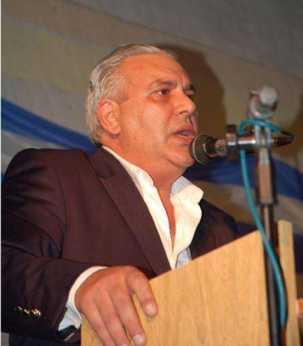 Manuel El�as ponder� la solidez de los discursos de CFK y de Scioli
