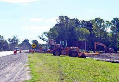 Tras varias postergaciones reiniciaron la obra de la autov�a Pilar-Pergamino