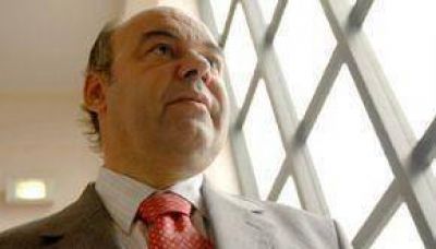 La Corte declar� abstracto un pedido de inconstitucionalidad, con un voto disidente