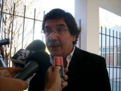 Alberto Sileoni visit� Ensenada: �Somos el gobierno que ha hecho una ley de Educaci�n T�cnica� 