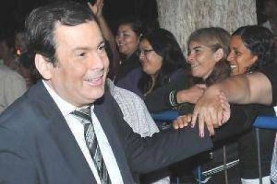 Zamora firmar� convenios con la Naci�n y lanzar� la campa�a forrajera 2012
