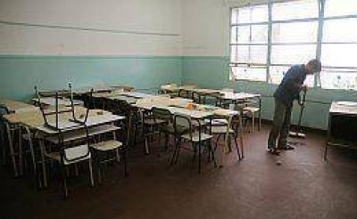 Fracas� la reuni�n y docentes bonaerenses ratificaron paro