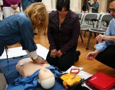 Rotary Club entregar� un equipo desfibrilador
