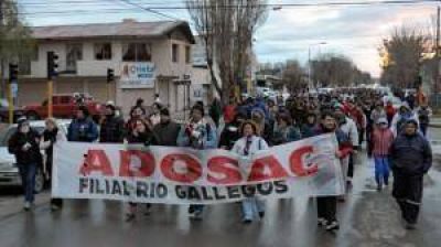 El Presidente del CPE anunci� que si los docentes paran, se les descontar� el d�a