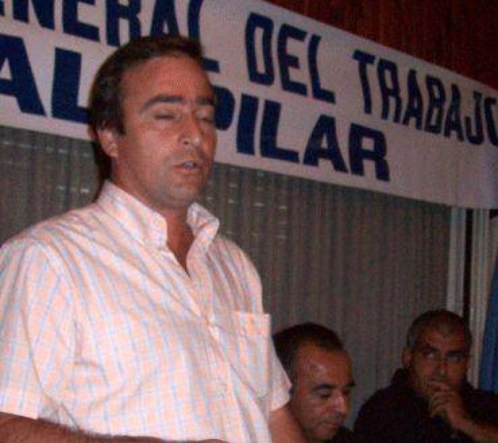 Con pedido de aumentos salarial, asumi� la CGT �paralela�.