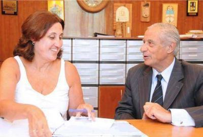 La Provincia le entrego $ 600.000 a Luj�n.