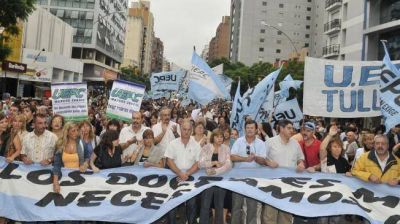 Los docentes anuncian que rechazar�n la oferta oficial