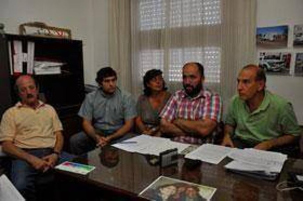 El FrePam afirma que no se cumple con el pase a planta de contratados