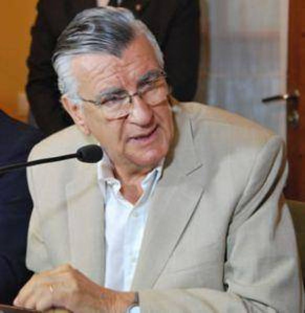  Jos� Luis Gioja: Dura respuesta a Videla