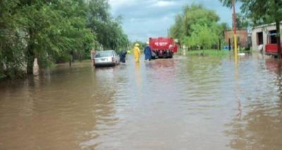 Las intensas lluvias inundaron a Mar�a Teresa, muy cerca de La Picasa