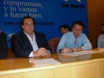 Katopodis y Ferr� firmaron convenios de trabajo conjunto
