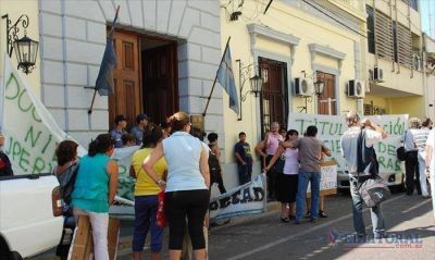 Alto acatamiento: el paro docente dej� en evidencia la molestia del sector