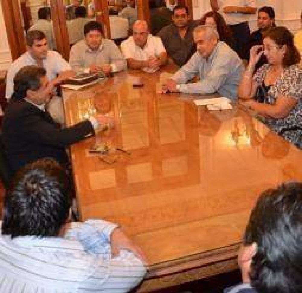 Estatales. La pr�xima mejora salarial se otorgar� en mayo o junio