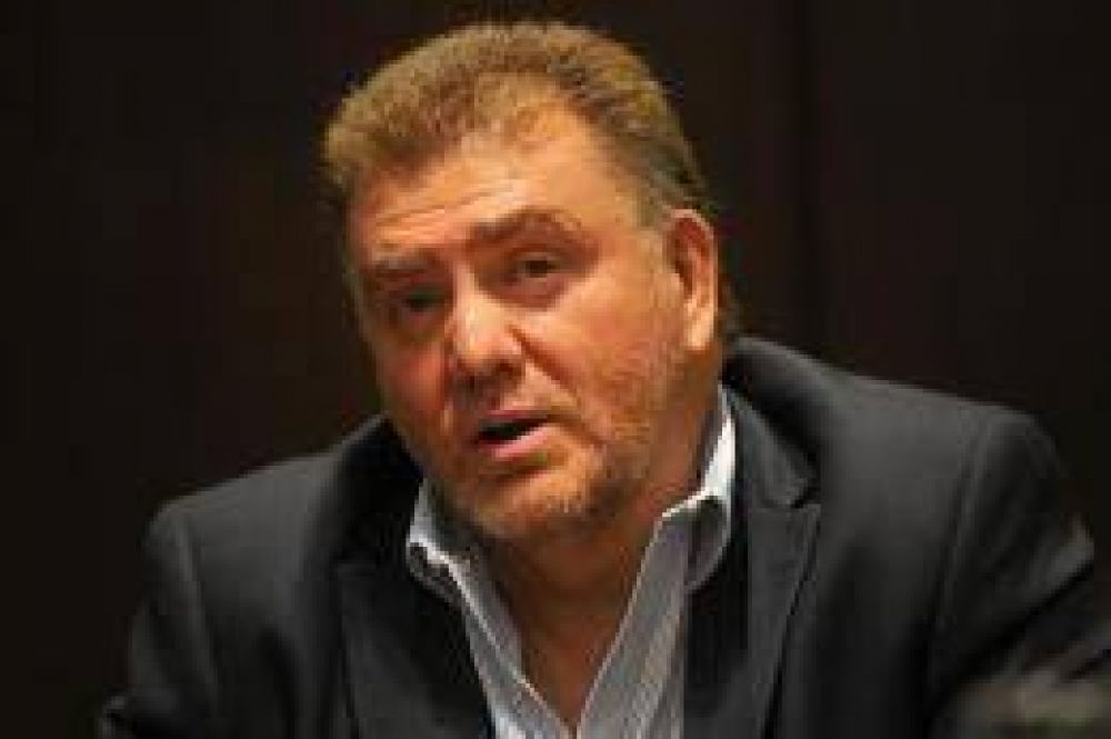Amaya prometi� que pedir� ayuda a la Naci�n por el conflicto sanitario