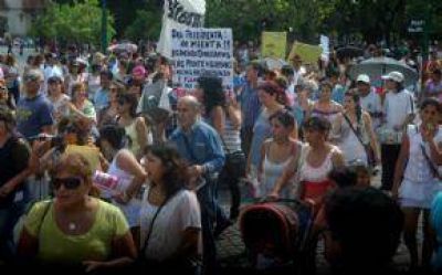 FUE MASIVO EL ACATAMIENTO AL PARO DOCENTE EN SALTA