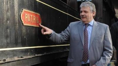 A dos semanas de la tragedia de Once, Schiavi se va del Gobierno