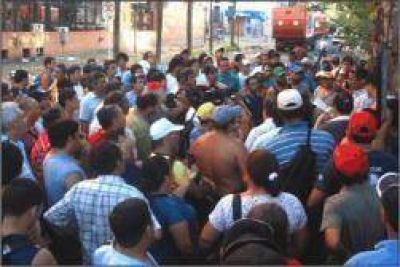 Hubo acuerdo y se levant� la huelga de los municipales