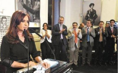 Cristina propuso que el Parlamento ratifique el acta de traspaso del subte