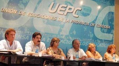Docentes aprobaron el 25% pero la Uepc no acepta cuatro tramos