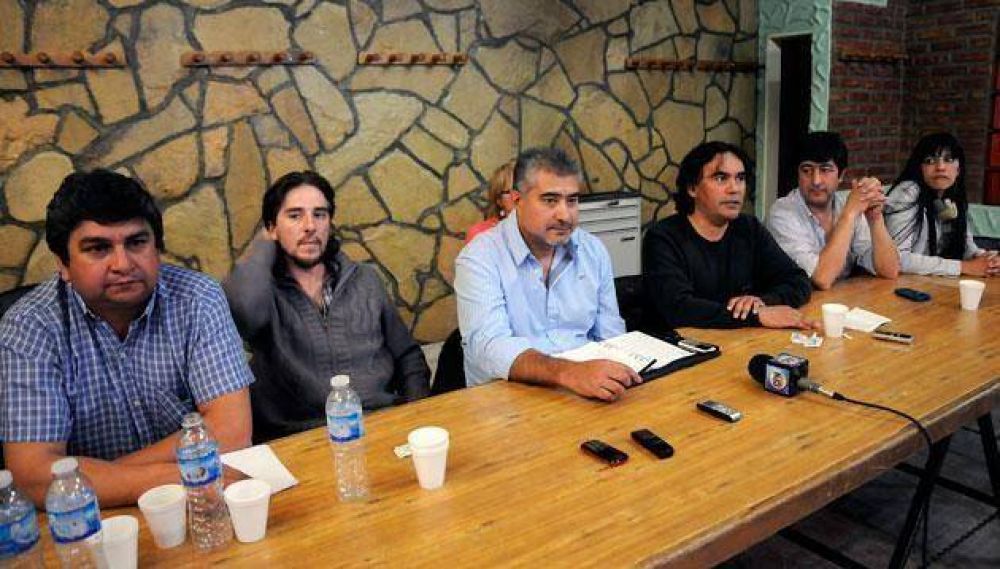 Los sindicatos anularon los paros, menos ATE y ATSA