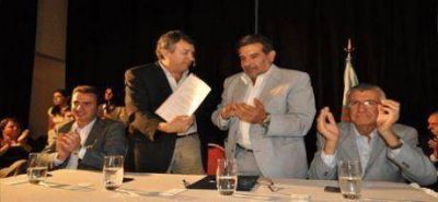 La Rioja recibi� casi 5 millones de pesos para el fortalecimiento de la econom�as regionales