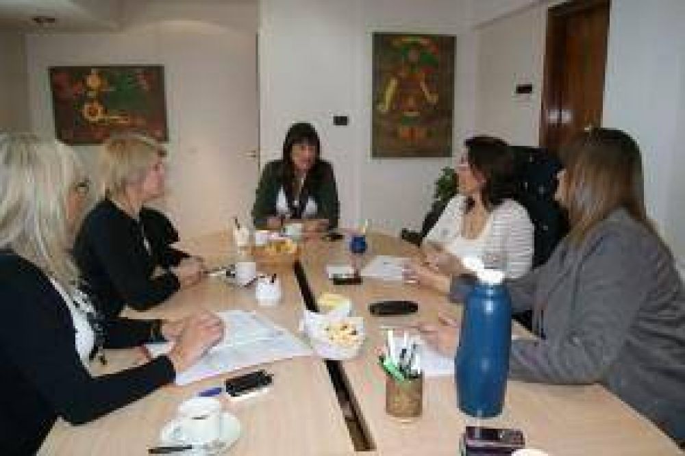 Ministras y Secretarias de Estado trabajan en la articulaci�n de pol�ticas p�blicas