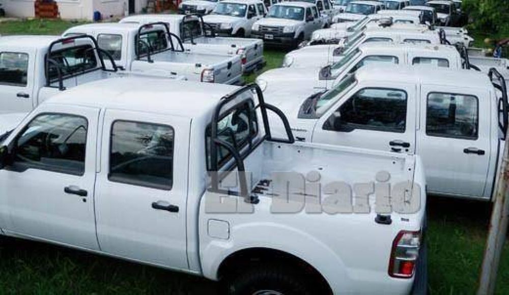 Por la burocracia, 41 patrulleros esperan para ser utilizados