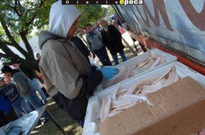 Llegan los camiones de �Pescado para Todos� a Capital