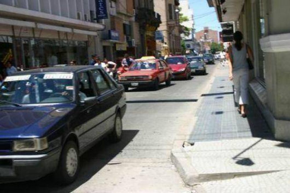 Remiseros pidieron la adecuaci�n tarifaria para aumentar el precio