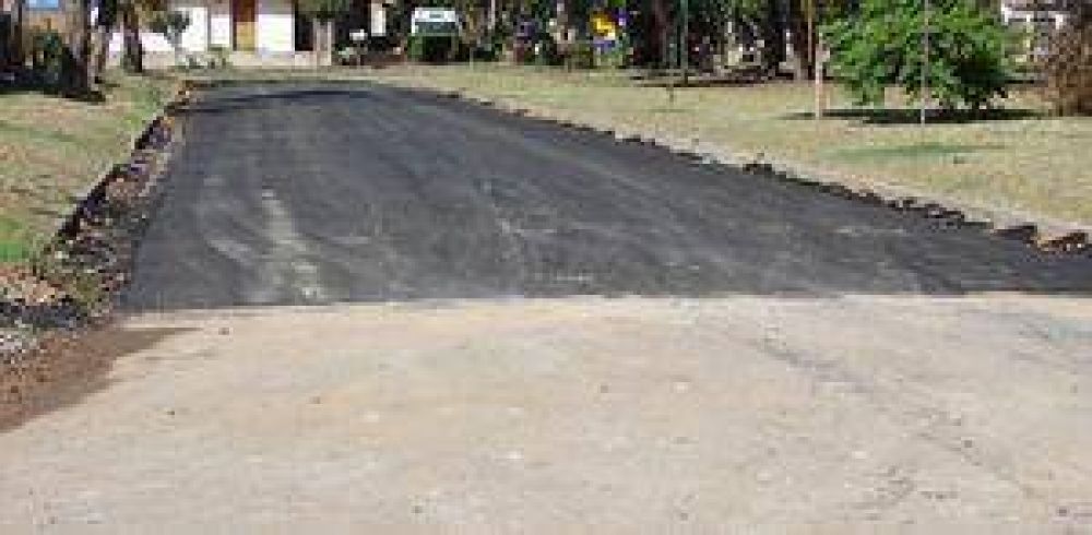 Finalizaron la pavimentaci�n de varias calles en el Barrio Evita 1.