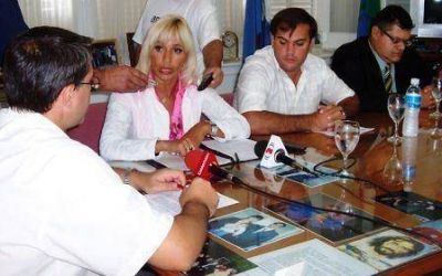 Hoy comienza en las Plazas el canje de l�mparas