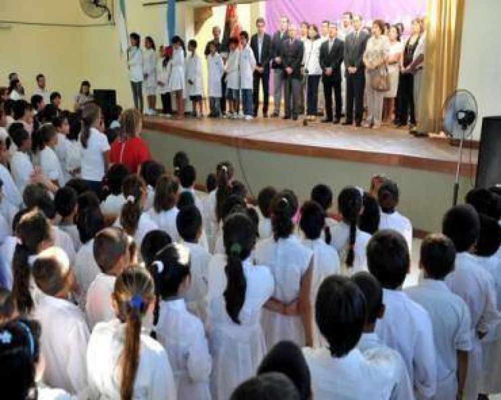 Se incorporaron 11 escuelas al r�gimen de jornada completa