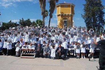 El Gobierno entregar� computadoras a los chicos de las escuelas del Departamento Pringles.
