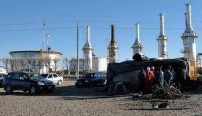 La guerra contra YPF tiene preocupado a los trabajadores. Comienza la tensi�n ante la incertidumbre