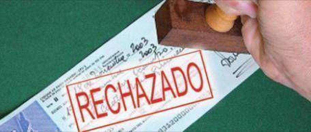 El fuerte aumento de cheques rebotados dispara el temor a las quiebras