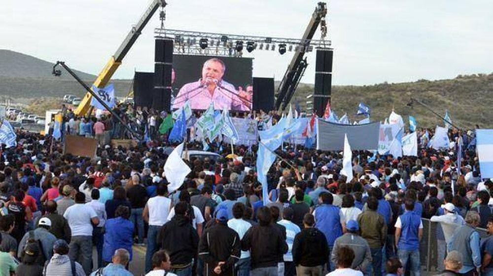 Actores sociales apoyan el rumbo que emprendieron Buzzi y Peralta
