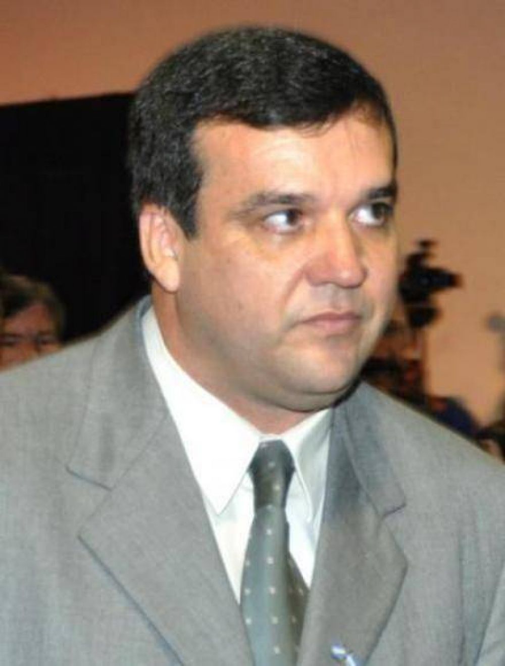 Z�rate advirti� sobre desembolsos a comunas 
