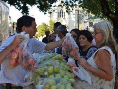 El programa Frutas para Todos llega este viernes a La Paz