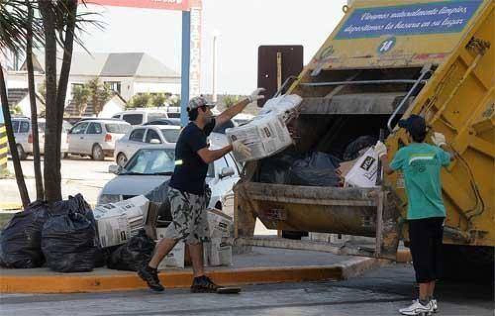 El municipio adeuda $5 millones por la recolecci�n de basura domiciliaria
