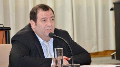Con reclamo de fondos a Provincia, se aprob� extender la emergencia del agua
