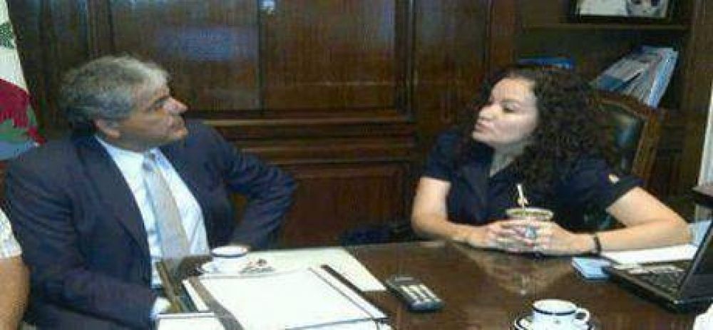Teresita Luna recibi� a Claudio Sa�l