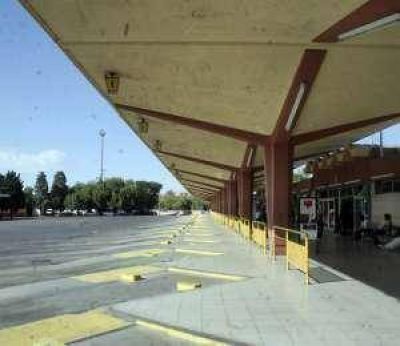 Micros: por el paro total reprogramaron los viajes