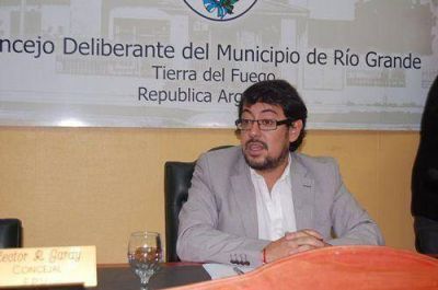 Garay opin� que el servicio de �Estacionamiento Medido� debe ser analizado �con seriedad�.