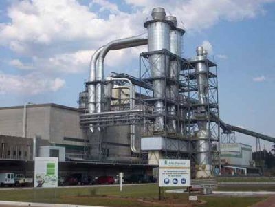 A dos meses de la explosi�n fatal, Alto Paran� reinicia su producci�n