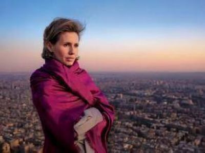 Mientras su marido reprime, Asma Al Assad compra lujosos objetos