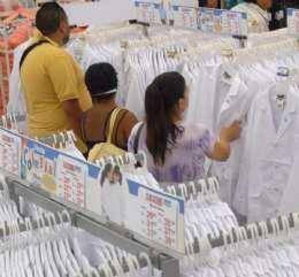 La canasta escolar cuesta entre $ 120 y $ 800, seg�n el Estado